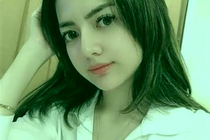 Ella, 27 — Escort in Tuban, Indonesia