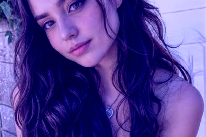 Ella, 28, a brunette hazel-eyed asian companion based in Smarca. Offering Couples, Travel Companion, Prostate Massage. Available for incall and outcall, over...