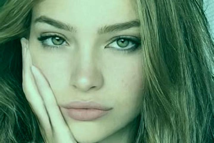 Ella, 28, a dark blonde hazel-eyed mediterranean companion based in Matehuala. Offering CIM, Girlfriend Experience. Available for incall and outcall, overnig...