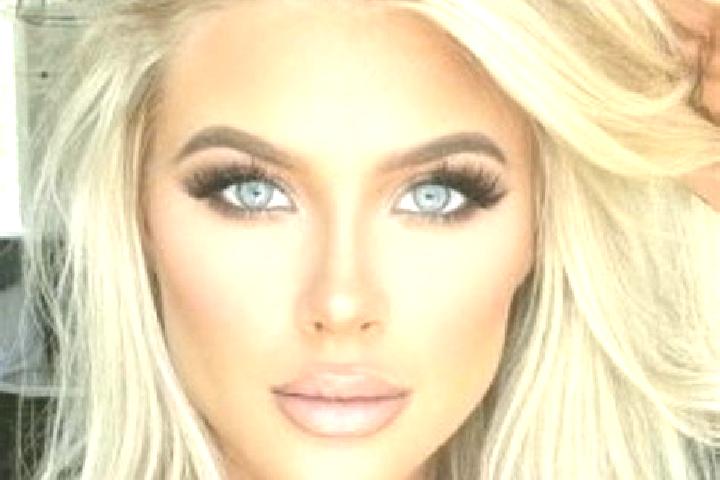 Ella, 28, a platinum blonde grey-eyed european companion based in Petakbehandang. Offering Couples, Domination, Duos, Erotic Massage. Available for incall an...