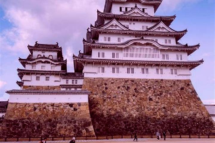 Ella, 28 — Escort in Himeji, Japan