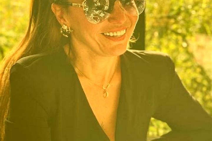 Ella, 28 — Escort in Kirkagac, Turkey