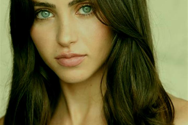 Ella, 29, a auburn brown-eyed caucasian companion based in Lewis Run. Offering Overnight, Striptease, Duos, Travel Companion, Domination. Available for incal...