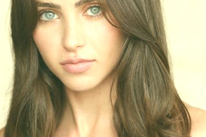 Ella, 29, a brunette amber-eyed ebony companion based in Comalapa. Offering Dinner Date, Tantra. Available for incall and outcall, day and evening dates.