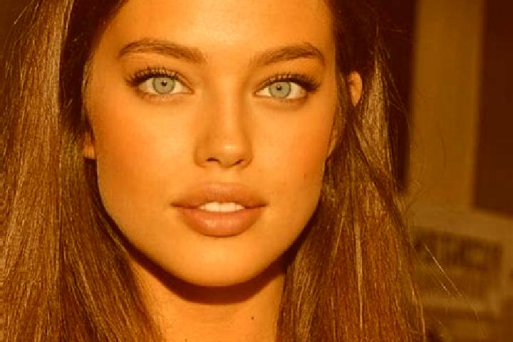 Ella, 29, a chestnut green-eyed middle eastern companion based in Valdecasa. Offering GFE, Dinner Date, Travel Companion. Available for incall and outcall, d...