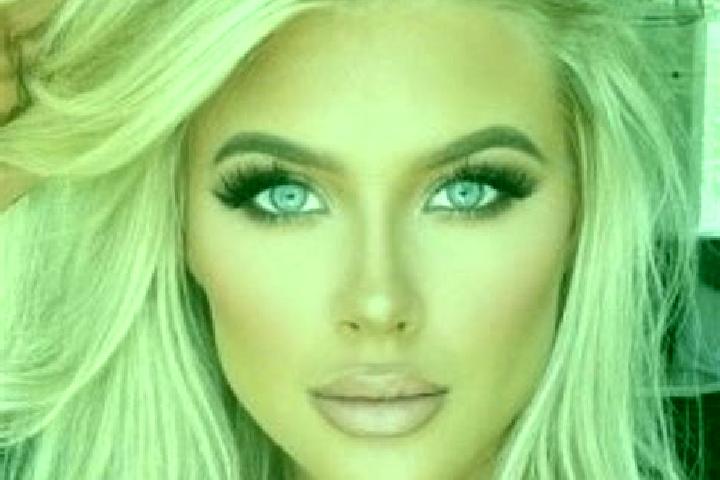 Ella, 29, a platinum blonde hazel-eyed caucasian companion based in Majlesi. Offering Duos, CIM, Massage. Available for incall and outcall, overnight booking...
