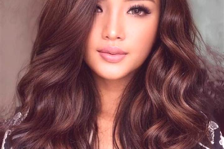 Ella, 30, a chestnut brown-eyed asian companion based in Libao. Offering OWO, Erotic Massage, Domination. Available for incall and outcall, day and evening d...