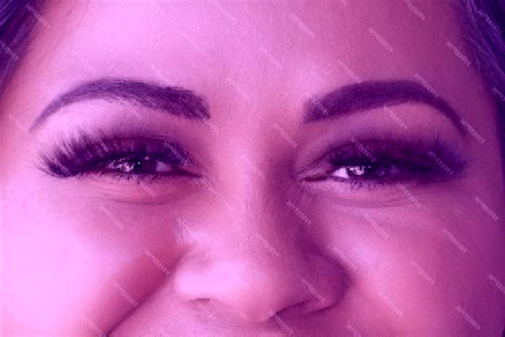Ella, 30, a red green-eyed latina companion based in Denderbelle. Offering OWO, Striptease, Prostate Massage. Available for incall and outcall, overnight boo...