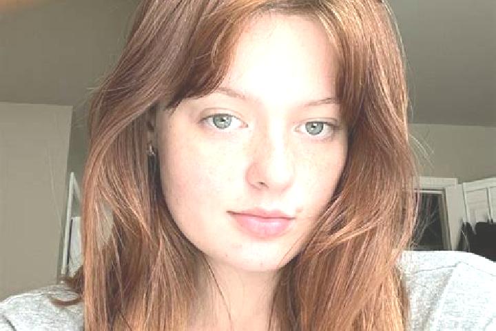Ella, 30, a red grey-eyed mixed companion based in Los Ailes. Offering Couples, Massage, Overnight. Available for incall and outcall, day and evening dates.