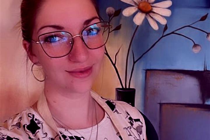 Ella, 30 — Escort in Mezibori, Czech Republic