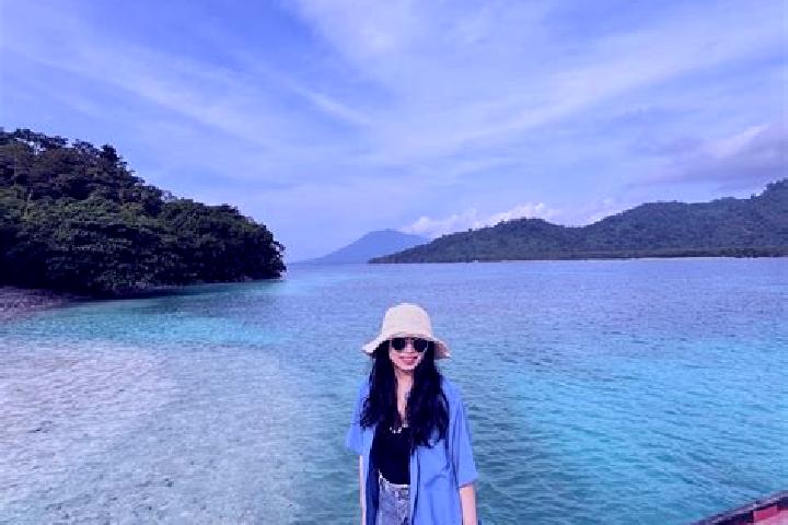 Ella, 30 — Escort in Talaga, Indonesia
