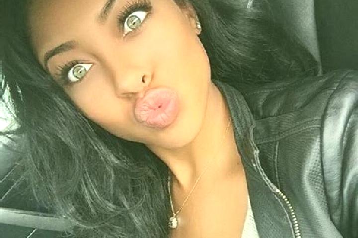Ella, 31, a black green-eyed ebony companion based in Setaq. Offering Dinner Date, Girlfriend Experience, Travel Companion, Erotic Massage. Available for inc...