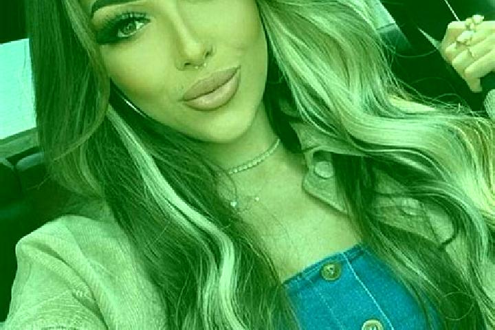 Ella, 31, a dark blonde brown-eyed mediterranean companion based in Verbky. Offering Erotic Massage, OWO, BDSM, Overnight. Available for incall and outcall, ...