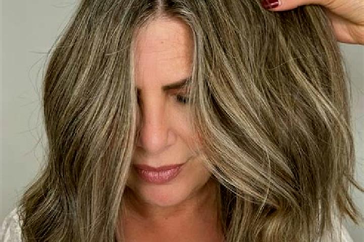 Ella, 31, a dark blonde grey-eyed caribbean companion based in Sa Thay. Offering BDSM, Overnight, 69. Available for incall and outcall, overnight bookings av...