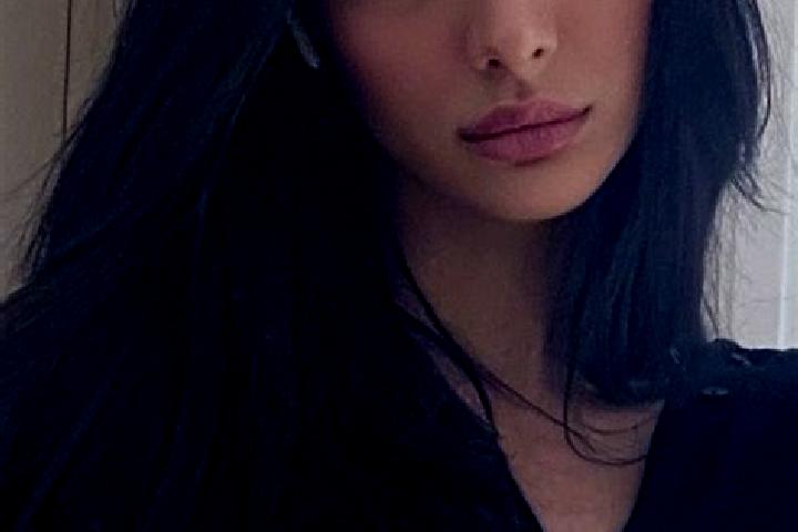 Ella, 32, a black dark-eyed middle eastern companion based in Tre Berte. Offering Fetish, OWO, Overnight. Available for incall and outcall, day and evening d...