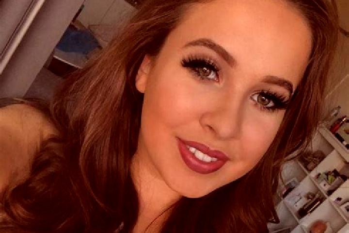 Ella, 32, a black grey-eyed mixed companion based in Strateni. Offering Couples, Travel Companion, Striptease, Prostate Massage, Girlfriend Experience. Avail...