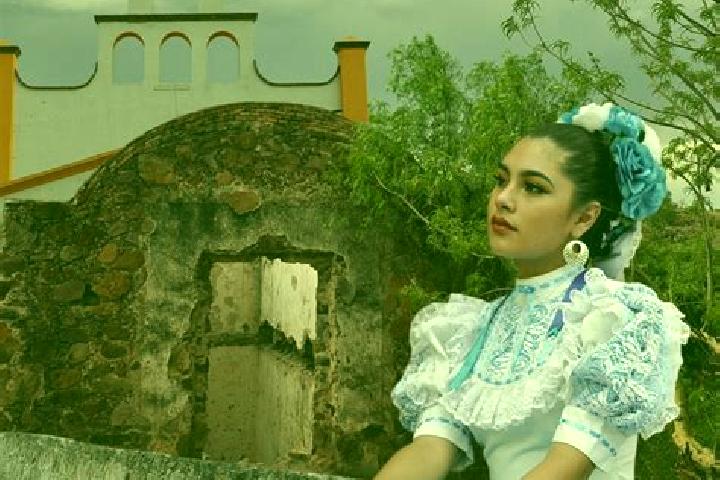 Ella, 32 — Escort in Pablo Escaleras, Mexico