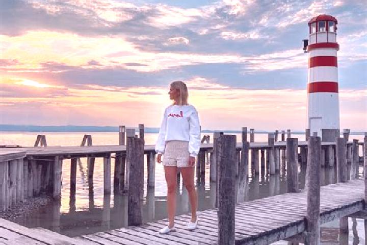 Ella, 32 — Escort in Podersdorf am See, Austria