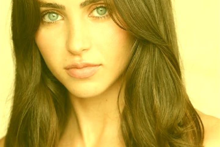 Ella, 33, a brunette blue-eyed latina companion based in Saulnieres. Offering Girlfriend Experience, Domination, Prostate Massage, Fetish. Available for inca...