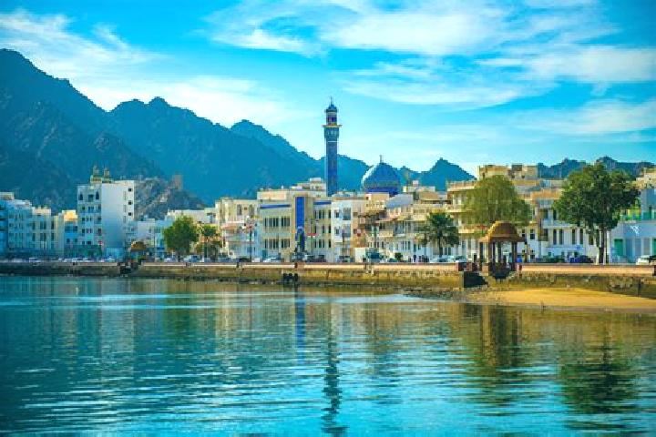 Ella, 33 — Escort in Bawshar, Oman