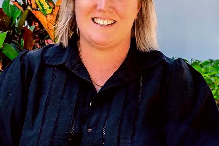 Ella, 33 — Escort in Isaacs, Australia