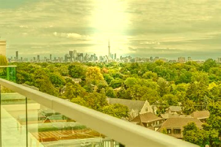 Ella, 33 — Escort in Runnymede-Bloor West Village, Canada