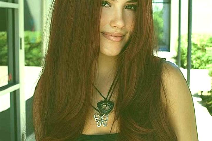 Ella, 34, a auburn dark-eyed mediterranean companion based in Hughesville. Offering Tantra, Couples, Fetish. Available for incall and outcall, overnight book...