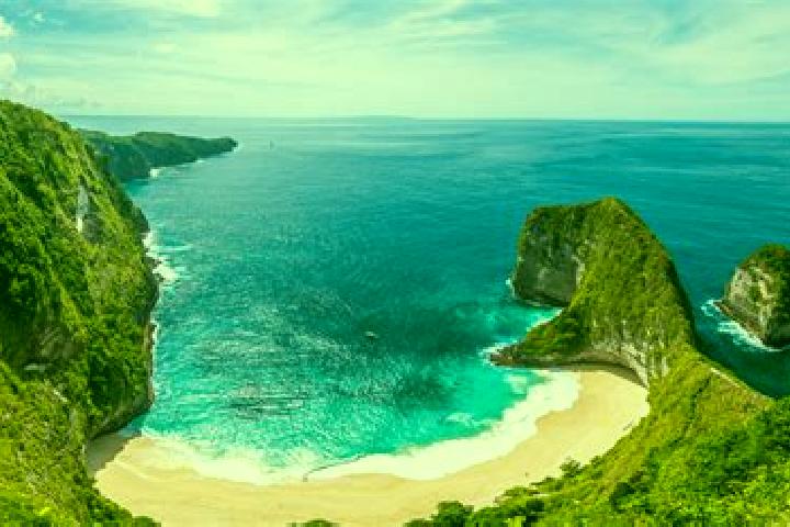 Ella, 34 — Escort in Dlemmer, Indonesia