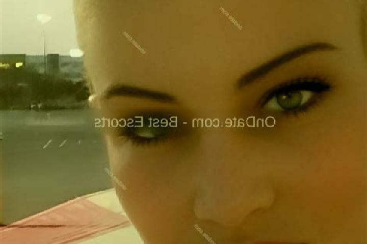 Ella, 34 — Escort in Mulino, United States
