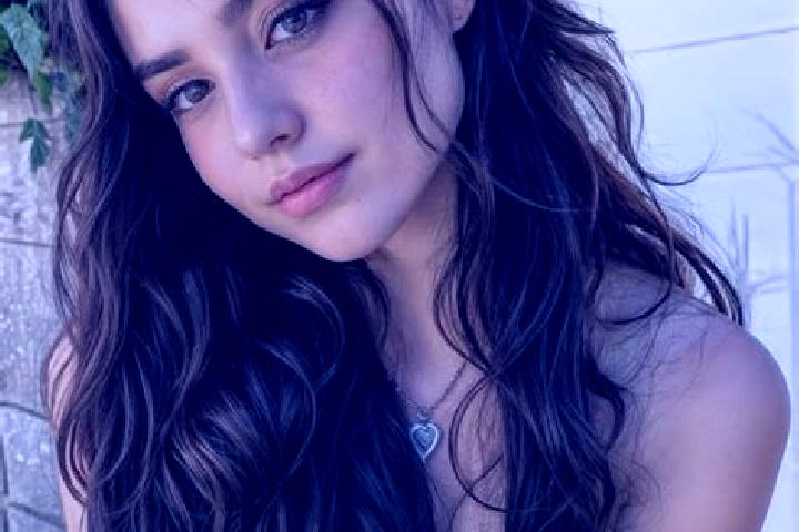 Ella, 35, a auburn hazel-eyed asian companion based in Purwoharjokrajan Satu. Offering A-Level, Roleplay, CIM. Available for incall and outcall, day and even...