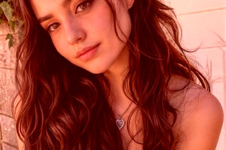 Ella, 35, a auburn hazel-eyed caribbean companion based in Bedonia. Offering Erotic Massage, Duos, Roleplay, Party Girl. Available for incall and outcall, ov...