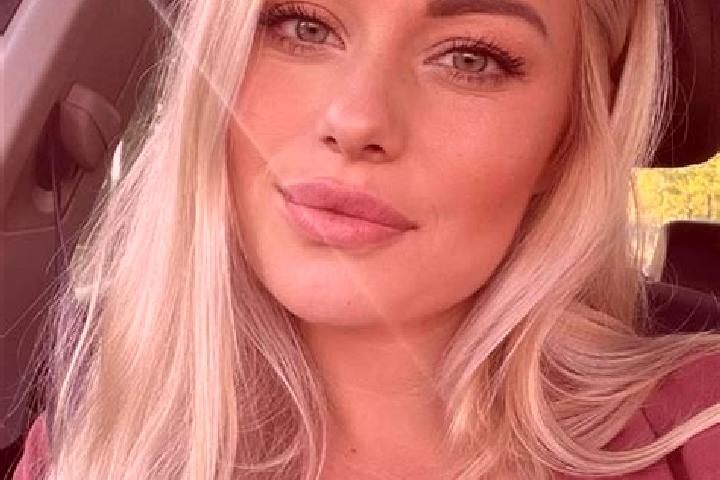 Ella, 35, a blonde hazel-eyed slavic companion based in Sauzet. Offering Domination, Couples, Overnight, CIM. Available for incall and outcall, day and eveni...