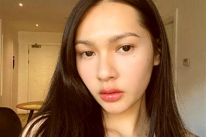 Ella, 35 — Escort in Jida, China