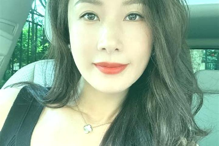 Ella, 35 — Escort in Nihommatsu, Japan
