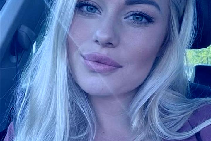 Ella, 36, a blonde hazel-eyed indian companion based in Ooty. Offering Tantra, GFE, Duos, Couples, Girlfriend Experience. Available for incall and outcall, o...