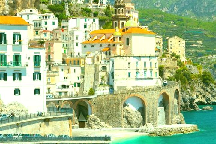 Ella, 36 — Escort in Borgarello, Italy
