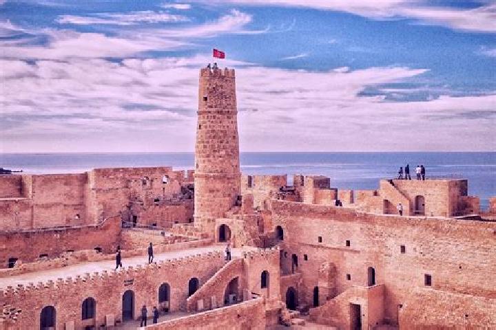 Ella, 36 — Escort in Kebili, Tunisia