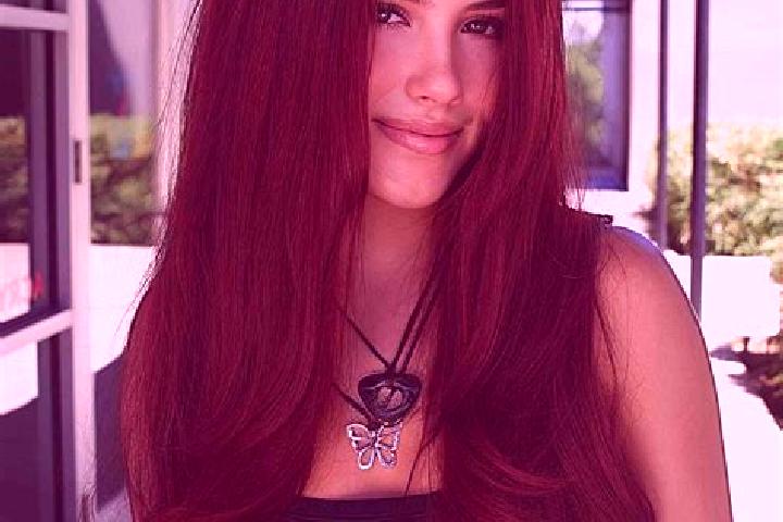 Ella, 37, a auburn dark-eyed mediterranean companion based in Abbotskerswell. Offering Fetish, Travel Companion, BDSM, CIM, Striptease. Available for incall ...