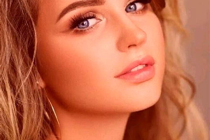 Ella, 37, a dark blonde blue-eyed middle eastern companion based in Kojonup. Offering Couples, A-Level, Girlfriend Experience, Overnight, Striptease. Availab...