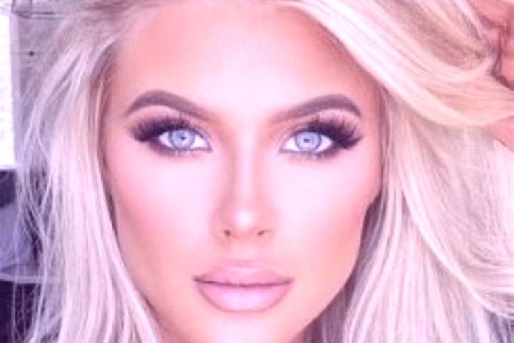 Ella, 37, a platinum blonde brown-eyed caucasian companion based in Woodsburgh. Offering OWO, Fetish, Tantra, BDSM. Available for incall and outcall, overnig...