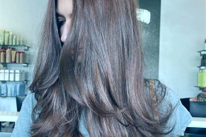 Ella, 38, a chestnut brown-eyed mixed companion based in Nieuw-Buinen. Offering Erotic Massage, Massage, Prostate Massage, BDSM, Travel Companion. Available ...