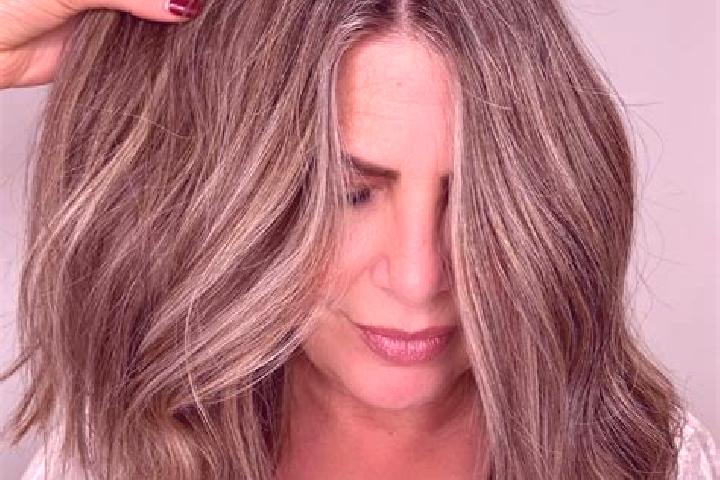 Ella, 38, a dark blonde grey-eyed mediterranean companion based in Divicani. Offering 69, Travel Companion, Massage. Available for incall and outcall, overni...