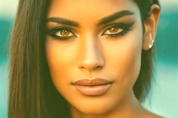 Ella, 39, a black dark-eyed latina companion based in Koumbara. Offering Duos, Girlfriend Experience, GFE, Couples. Available for incall and outcall, overnig...