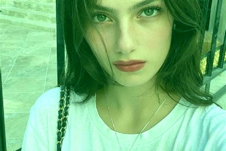 Ella, 39, a black grey-eyed slavic companion based in Waltenhausen. Offering Travel Companion, Tantra, A-Level, Deep French Kissing, Party Girl. Available fo...