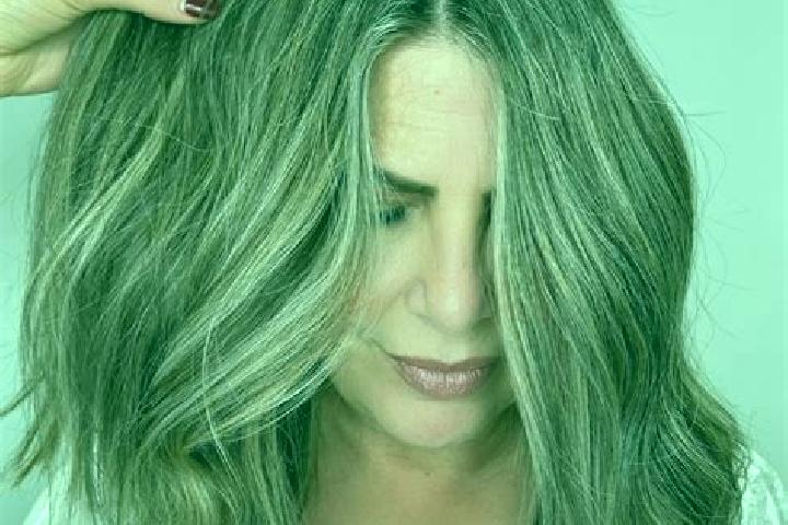 Ella, 39, a dark blonde grey-eyed mixed companion based in Walkden. Offering Couples, Striptease, Party Girl, Erotic Massage. Available for incall and outcal...