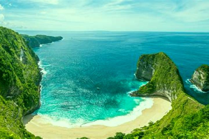 Ella, 39 — Escort in Eilau, Indonesia