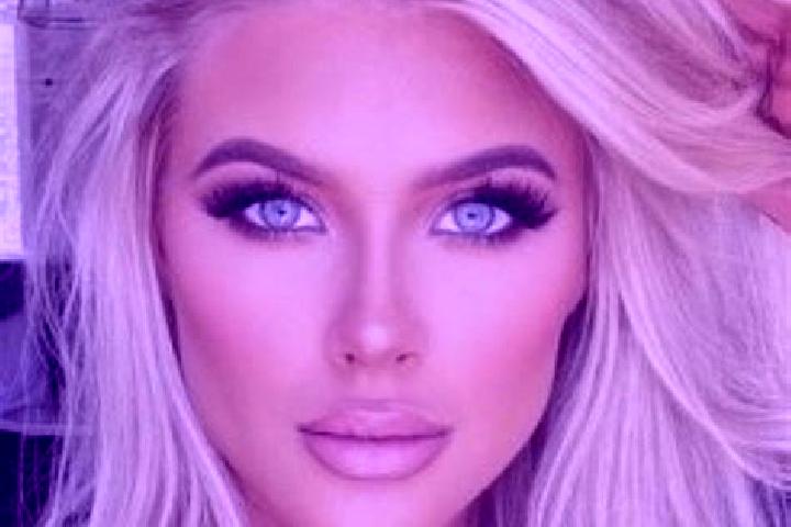 Ellie, 20, a platinum blonde green-eyed ebony companion based in Puerto Libre. Offering A-Level, BDSM, Roleplay, Tantra. Available for incall and outcall, da...