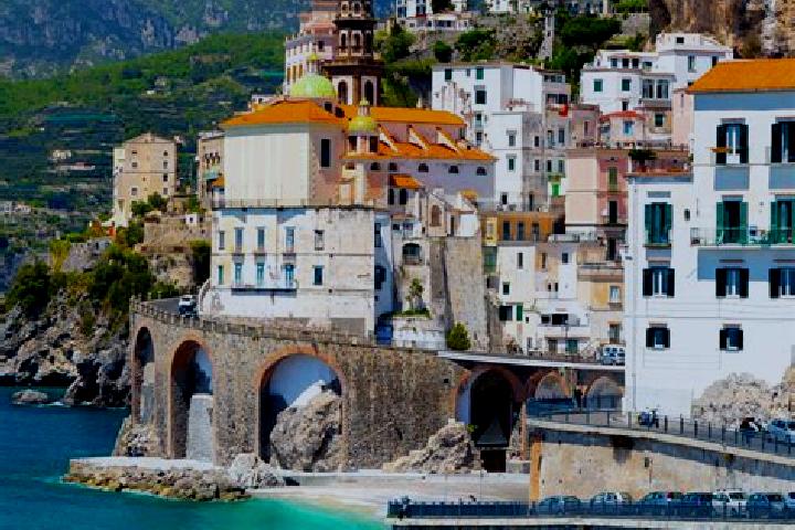 Ellie, 20 — Escort in Foglizzo, Italy