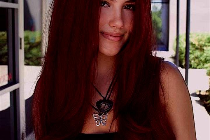 Ellie, 21, a auburn dark-eyed indian companion based in Makutano. Offering Erotic Massage, GFE, Couples. Available for incall and outcall, overnight bookings...