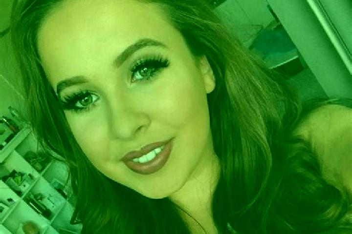 Ellie, 21, a black green-eyed mediterranean companion based in Stanesti-Lunca. Offering Party Girl, Girlfriend Experience, Domination, BDSM, Tantra. Availabl...